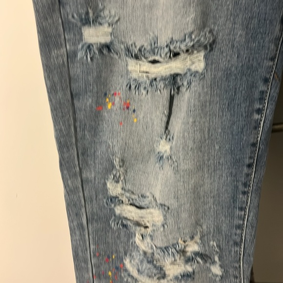 Judy Blue Paint Specked Distressed Boyfriend Fit Jeans - Picture 3 of 10